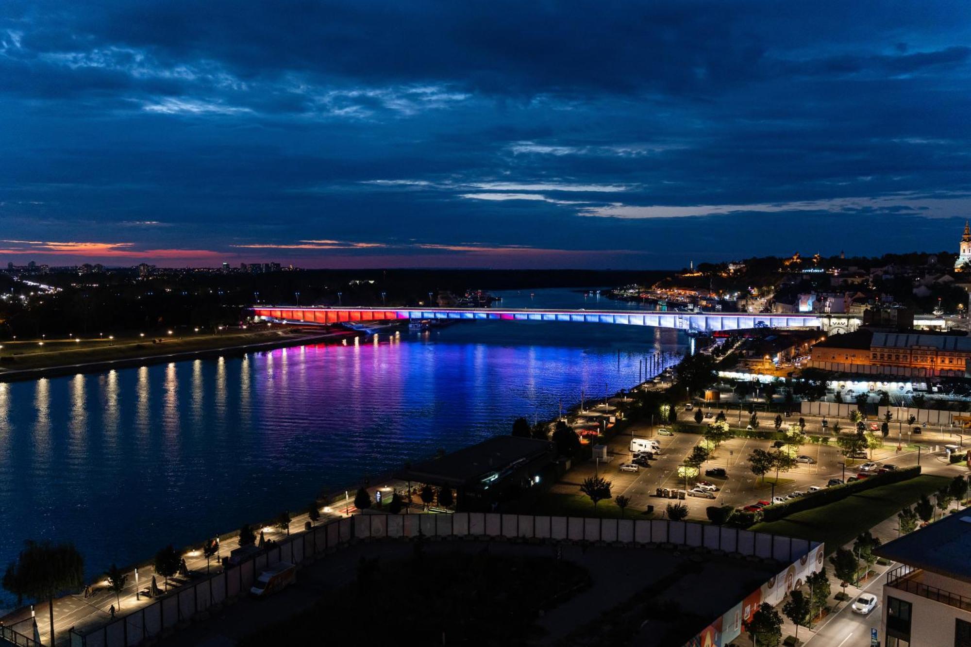 Sinfonia Lux Lägenhet Belgrad Exteriör bild